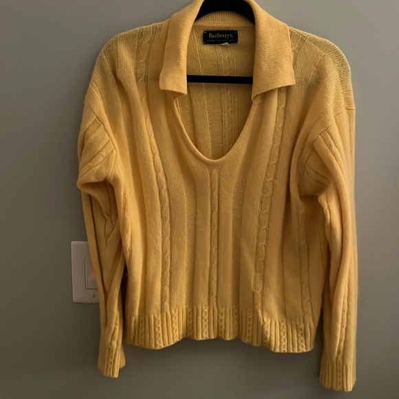 Burberry Sweaters - BURBERRYS YELLOW LADIED SWEATER 36 MEDIUM/ LARGE